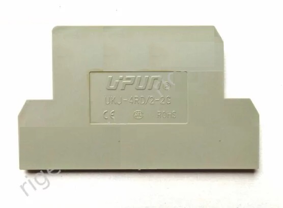 Крышка концевая UKJ-4/2-2RDG