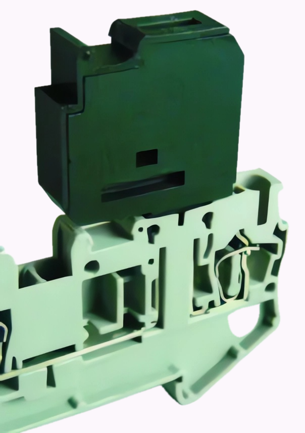 Держатель предохранителя штекерный P-RD (5x20)